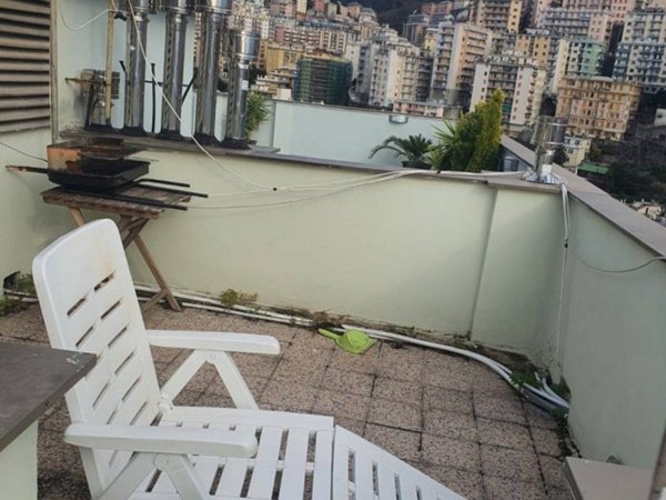 appartamento in vendita a Genova in zona Lagaccio / Granarolo