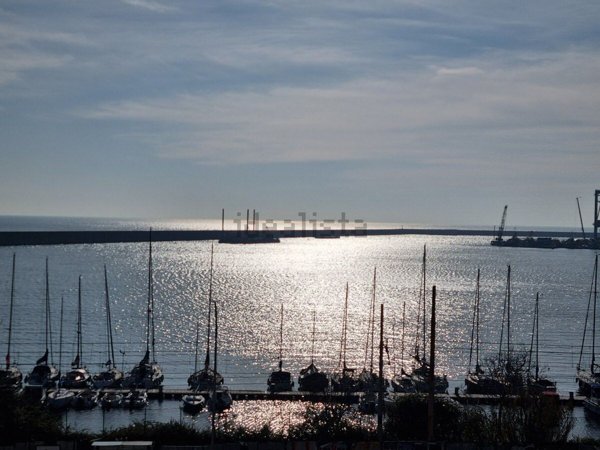appartamento in vendita a Genova in zona Pegli
