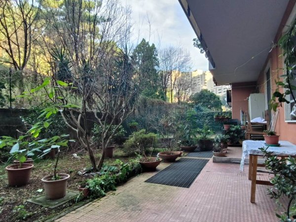 appartamento in vendita a Genova in zona Pegli