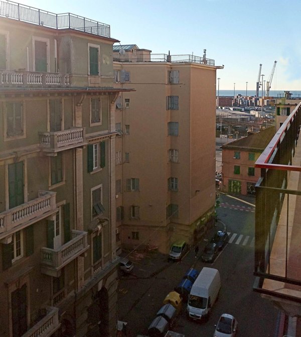 appartamento in vendita a Genova in zona Sampierdarena