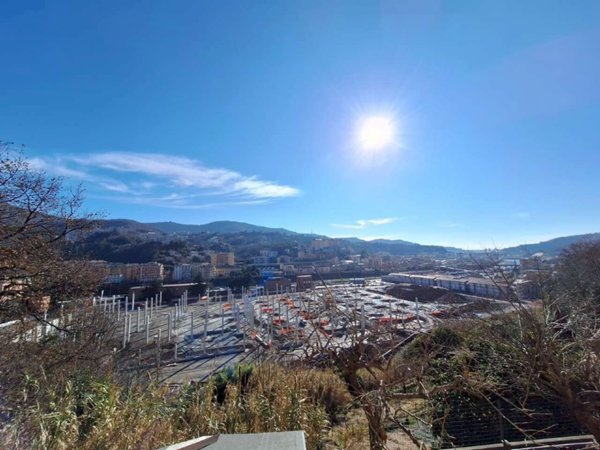 casa semindipendente in vendita a Genova