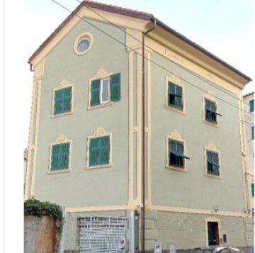 casa indipendente in vendita a Genova