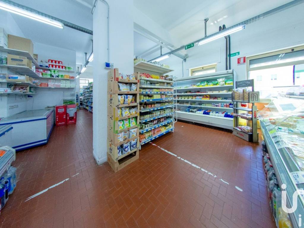 negozio in vendita a Genova in zona Castelletto