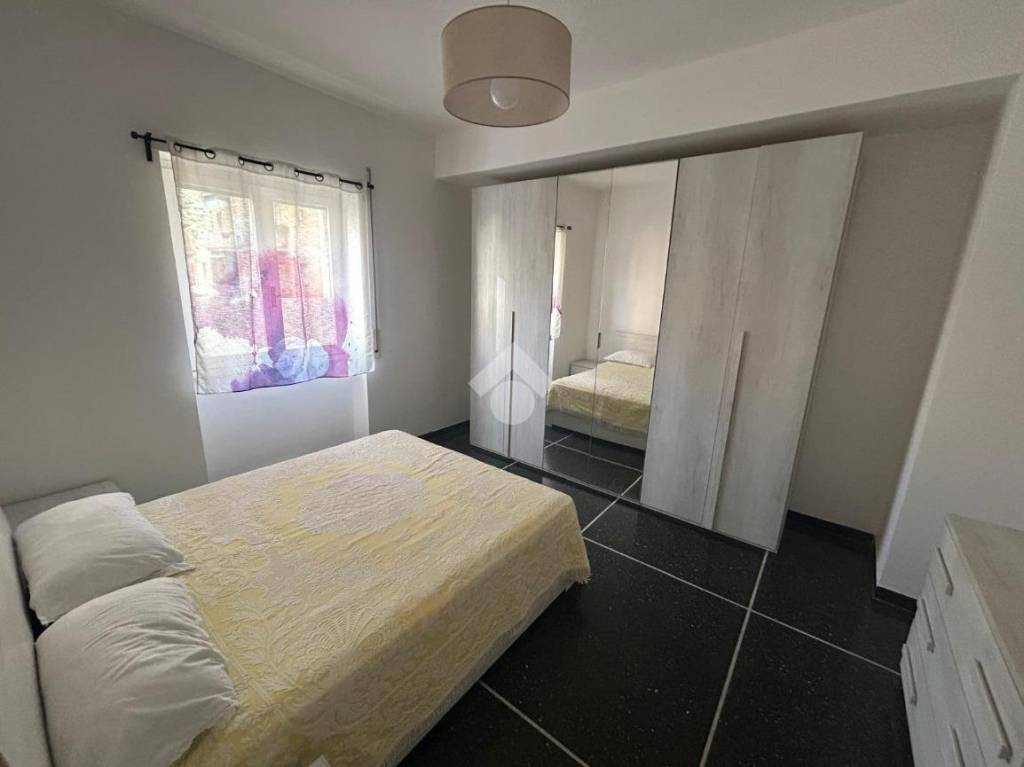 appartamento in vendita a Genova in zona Staglieno