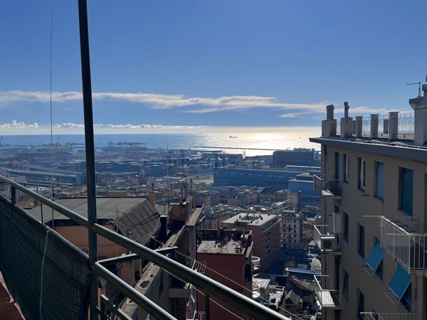 appartamento in vendita a Genova in zona Cornigliano