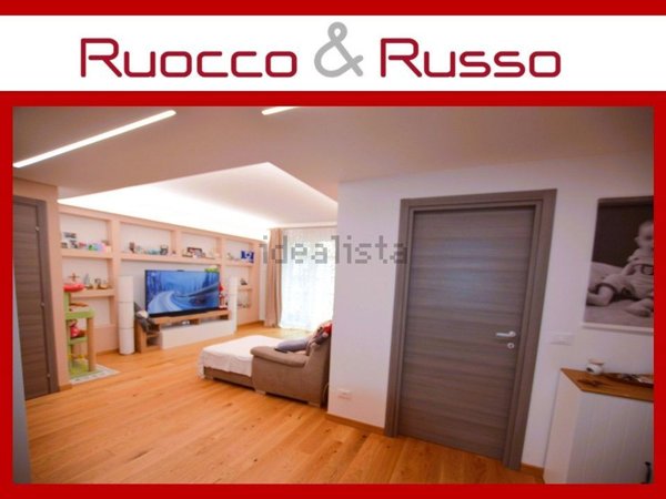 appartamento in vendita a Genova in zona Oregina