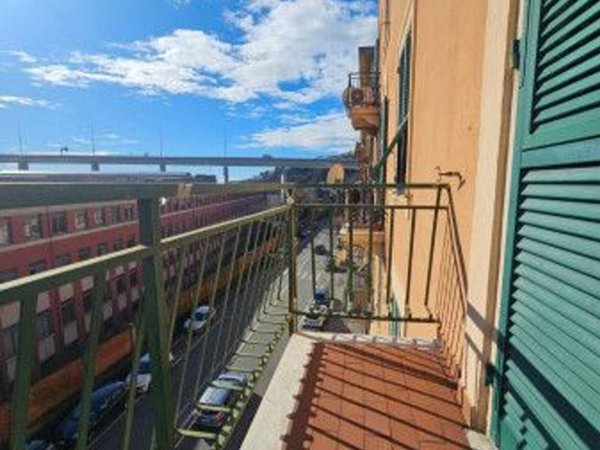 appartamento in vendita a Genova in zona Cornigliano