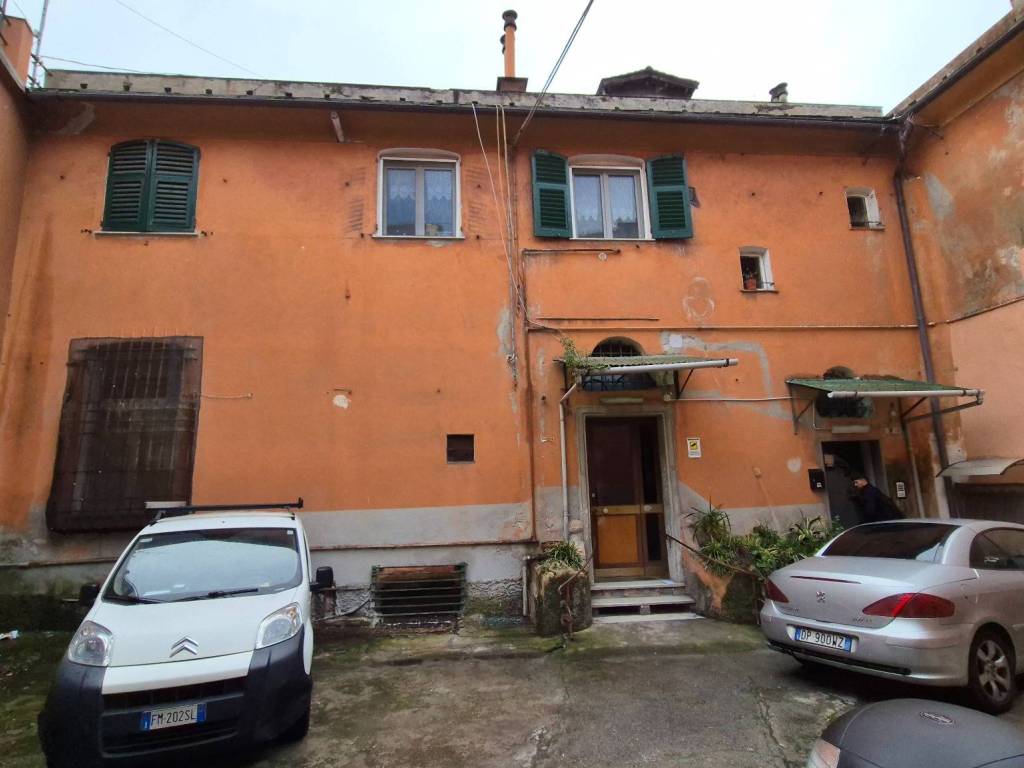 appartamento in vendita a Genova in zona Cornigliano