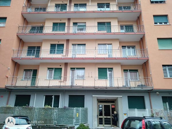 appartamento in vendita a Genova in zona Sestri Ponente