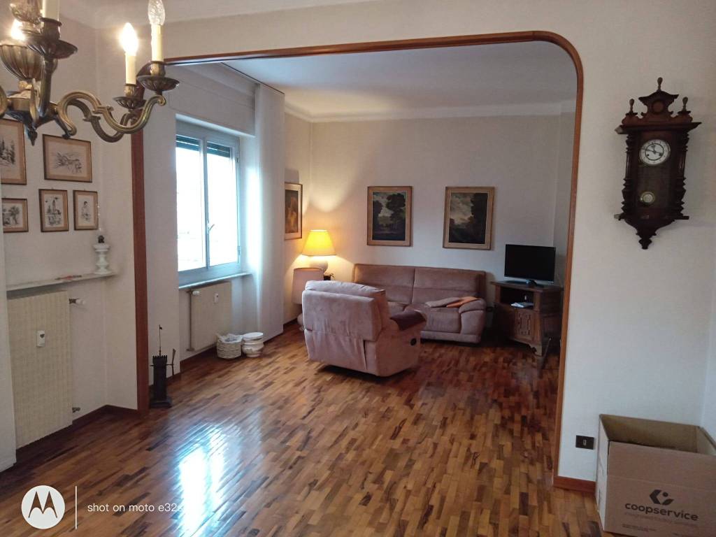 appartamento in vendita a Genova in zona Sestri Ponente