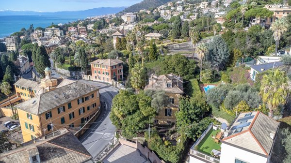 casa indipendente in vendita a Genova in zona Nervi