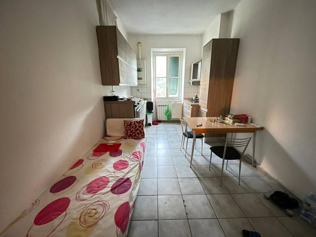 appartamento in vendita a Genova in zona Certosa