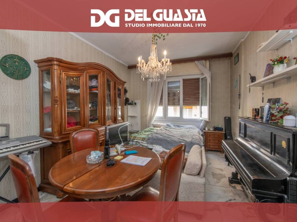 appartamento in vendita a Genova in zona Quezzi