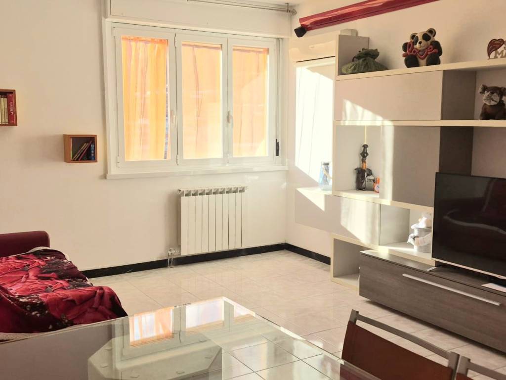 appartamento in vendita a Genova in zona Struppa