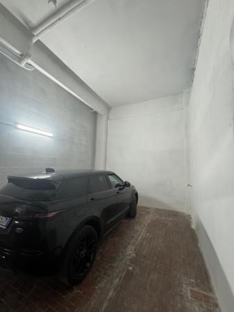 negozio in vendita a Genova in zona San Martino