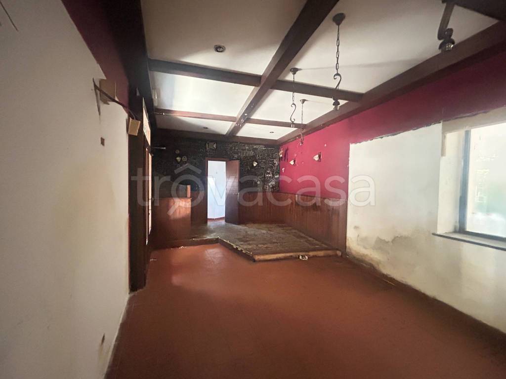 negozio in vendita a Genova in zona Sottoripa / Maddalena / Molo