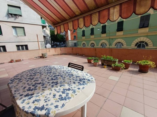 appartamento in vendita a Genova in zona Lagaccio / Granarolo