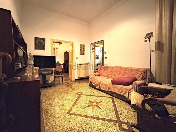 appartamento in vendita a Genova in zona Marassi