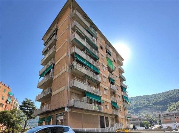 appartamento in vendita a Genova in zona Molassana