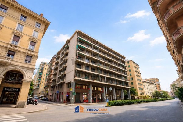 appartamento in vendita a Genova in zona Sampierdarena