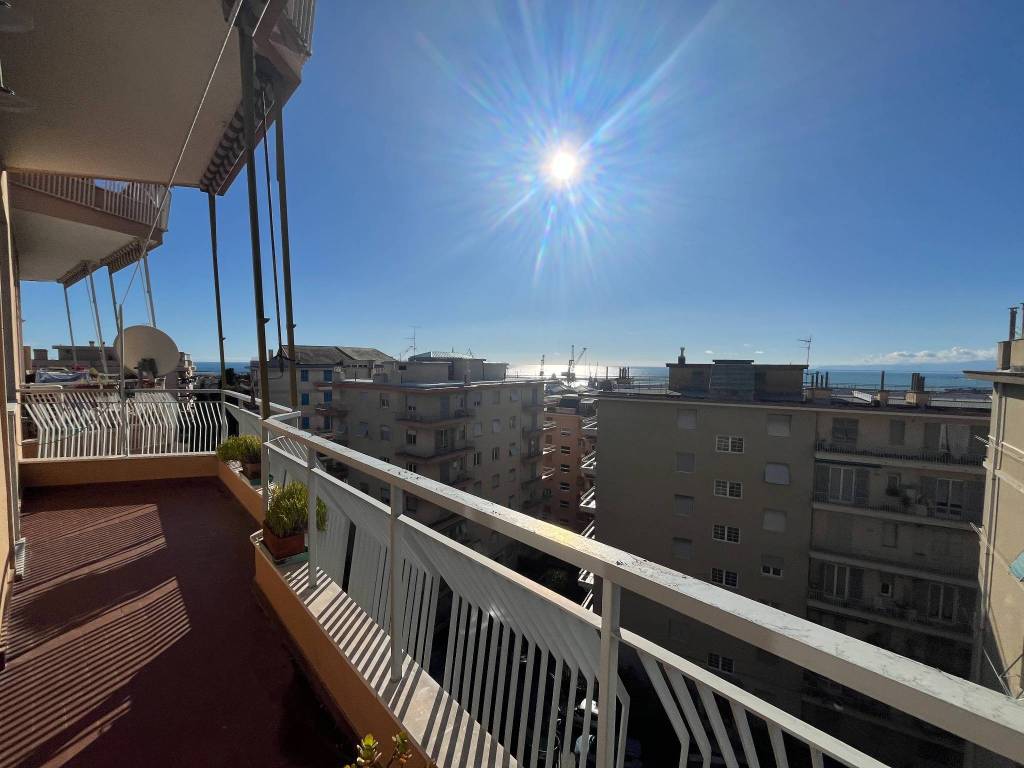 appartamento in vendita a Genova in zona Borzoli