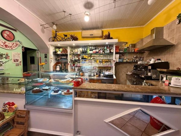 negozio in vendita a Genova in zona Pegli