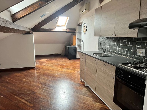 appartamento in vendita a Genova in zona Sestri Ponente