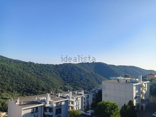 appartamento in vendita a Genova in zona San Gottardo/Sant'Eusebio