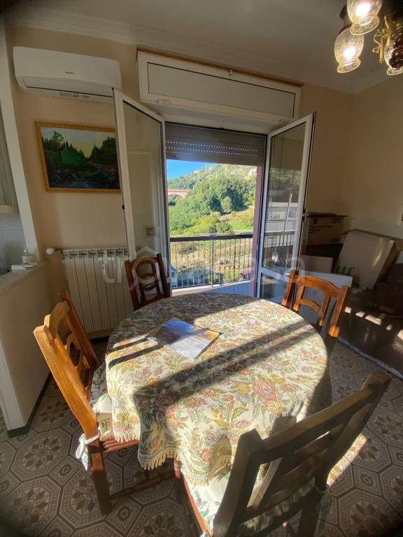 appartamento in vendita a Genova in zona Sestri Ponente