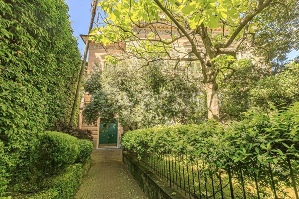 appartamento in vendita a Genova in zona San Vincenzo