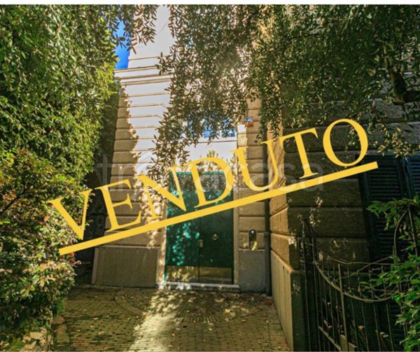 appartamento in vendita a Genova in zona San Vincenzo