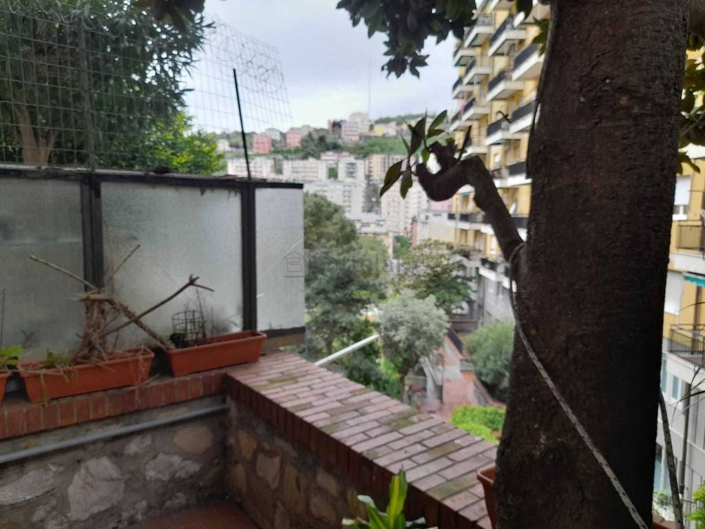appartamento in vendita a Genova in zona Lagaccio / Granarolo