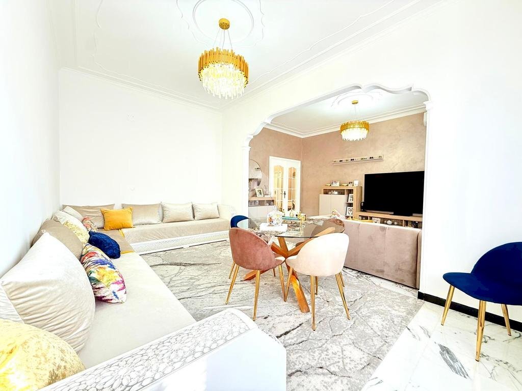 pentavano in vendita a Genova in zona Centro Storico