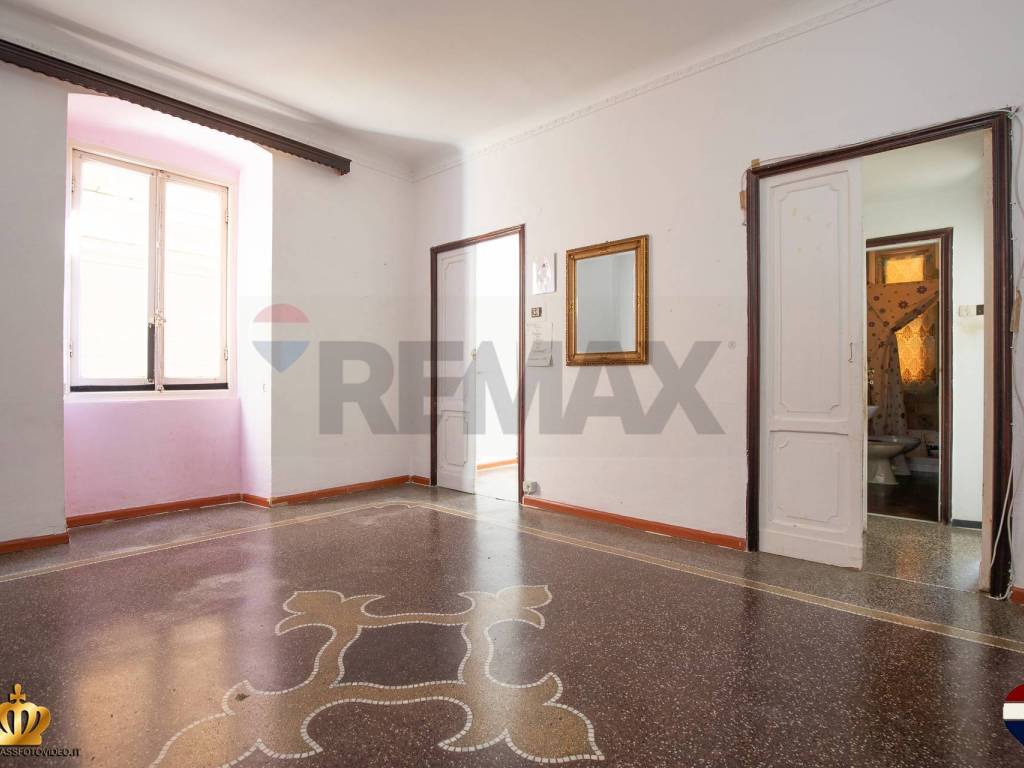 appartamento in vendita a Genova in zona Sestri Ponente