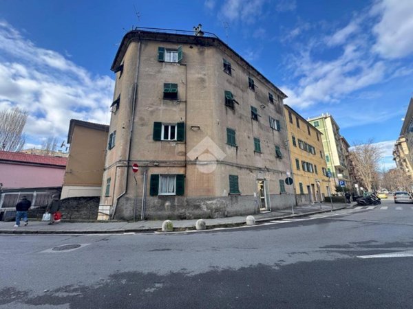 appartamento in vendita a Genova in zona Bolzaneto