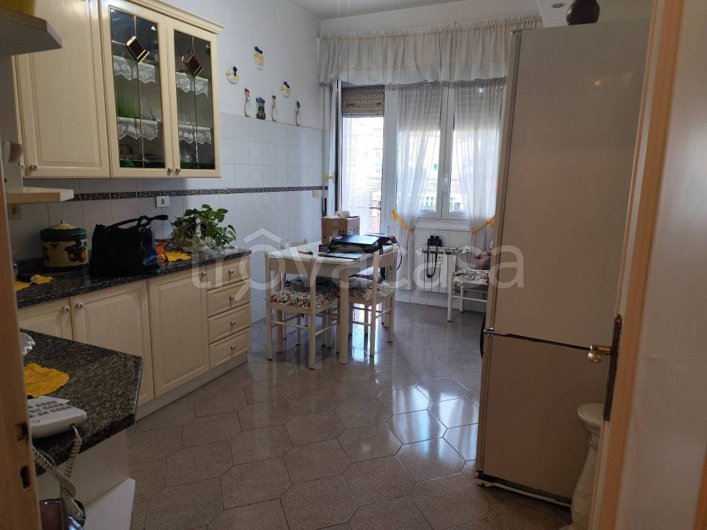 appartamento in vendita a Genova in zona Quezzi