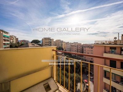 appartamento in vendita a Genova in zona Sturla