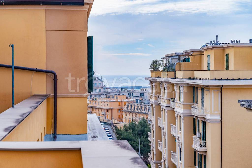 appartamento in vendita a Genova in zona Albaro