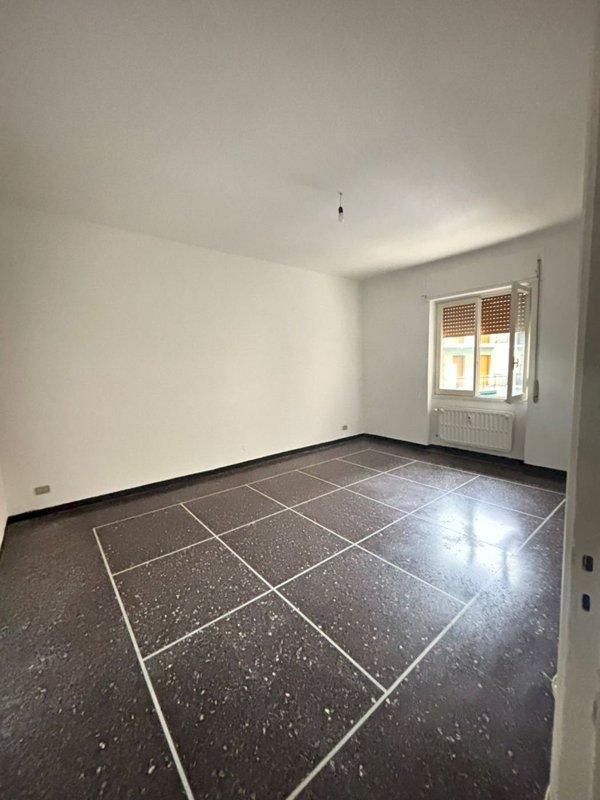 appartamento in vendita a Genova in zona Palmaro / Pra'