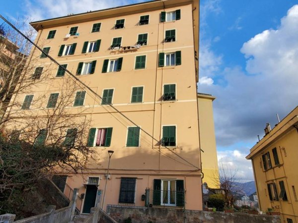 appartamento in vendita a Genova in zona Marassi
