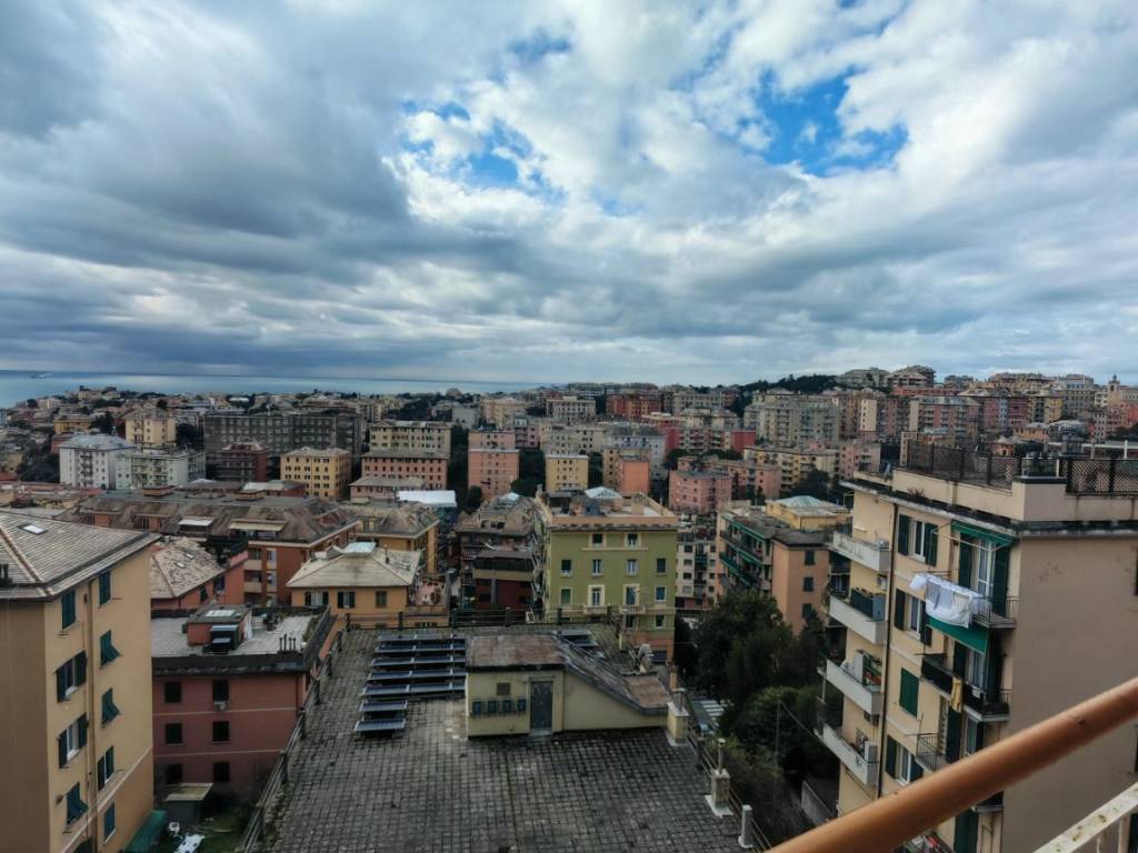 appartamento in vendita a Genova in zona San Martino