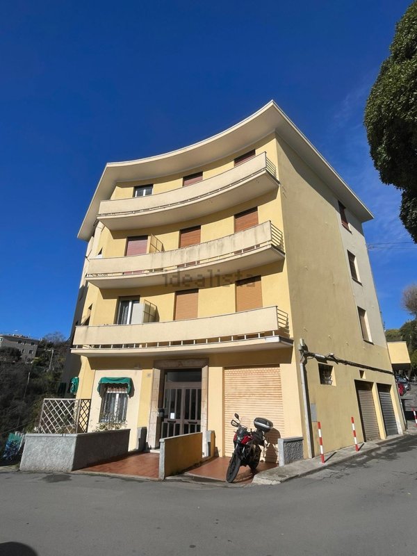 appartamento in vendita a Genova in zona Pegli