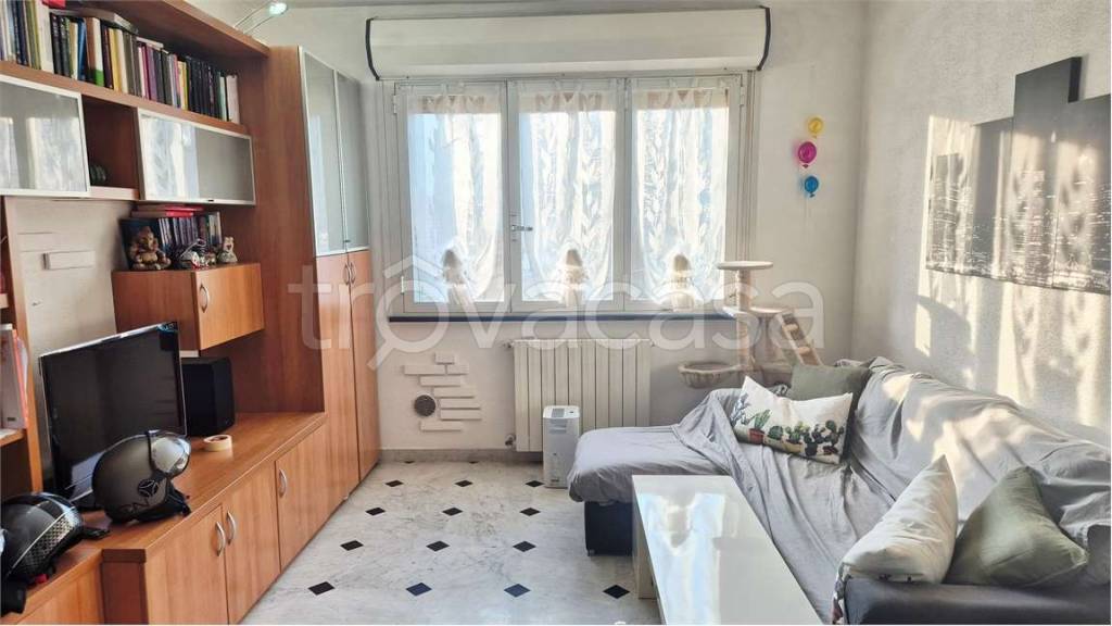 appartamento in vendita a Genova in zona Molassana