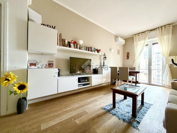 appartamento in vendita a Genova in zona Quarto dei Mille