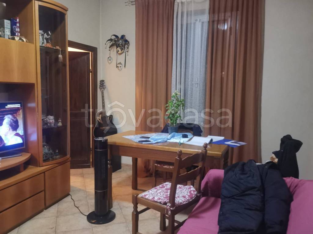 appartamento in vendita a Genova in zona Rivarolo