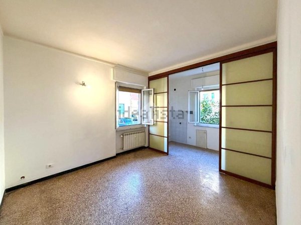 appartamento in vendita a Genova in zona Rivarolo