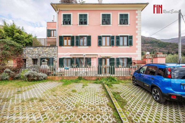 casa indipendente in vendita a Genova in zona San Desiderio