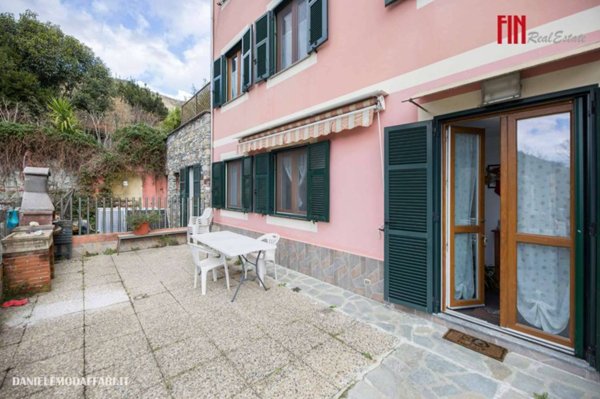 casa indipendente in vendita a Genova in zona San Desiderio