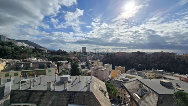 appartamento in vendita a Genova