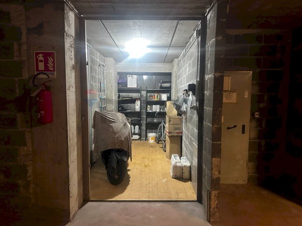 casa indipendente in vendita a Genova in zona Sestri Ponente